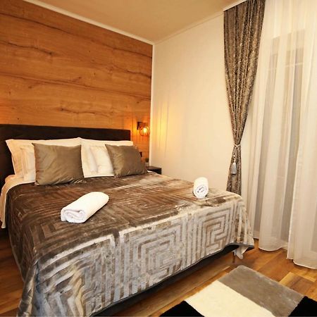 Apartmani Krka Rooms โลโซวาซ ภายนอก รูปภาพ