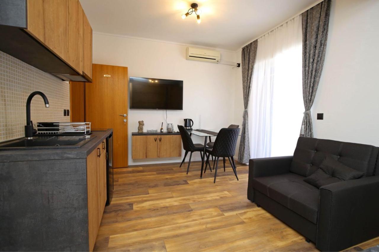 Apartmani Krka Rooms โลโซวาซ ภายนอก รูปภาพ