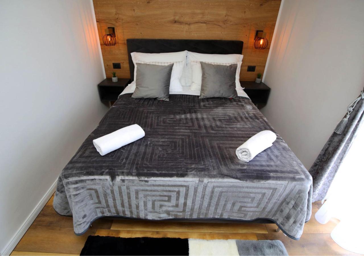 Apartmani Krka Rooms โลโซวาซ ภายนอก รูปภาพ