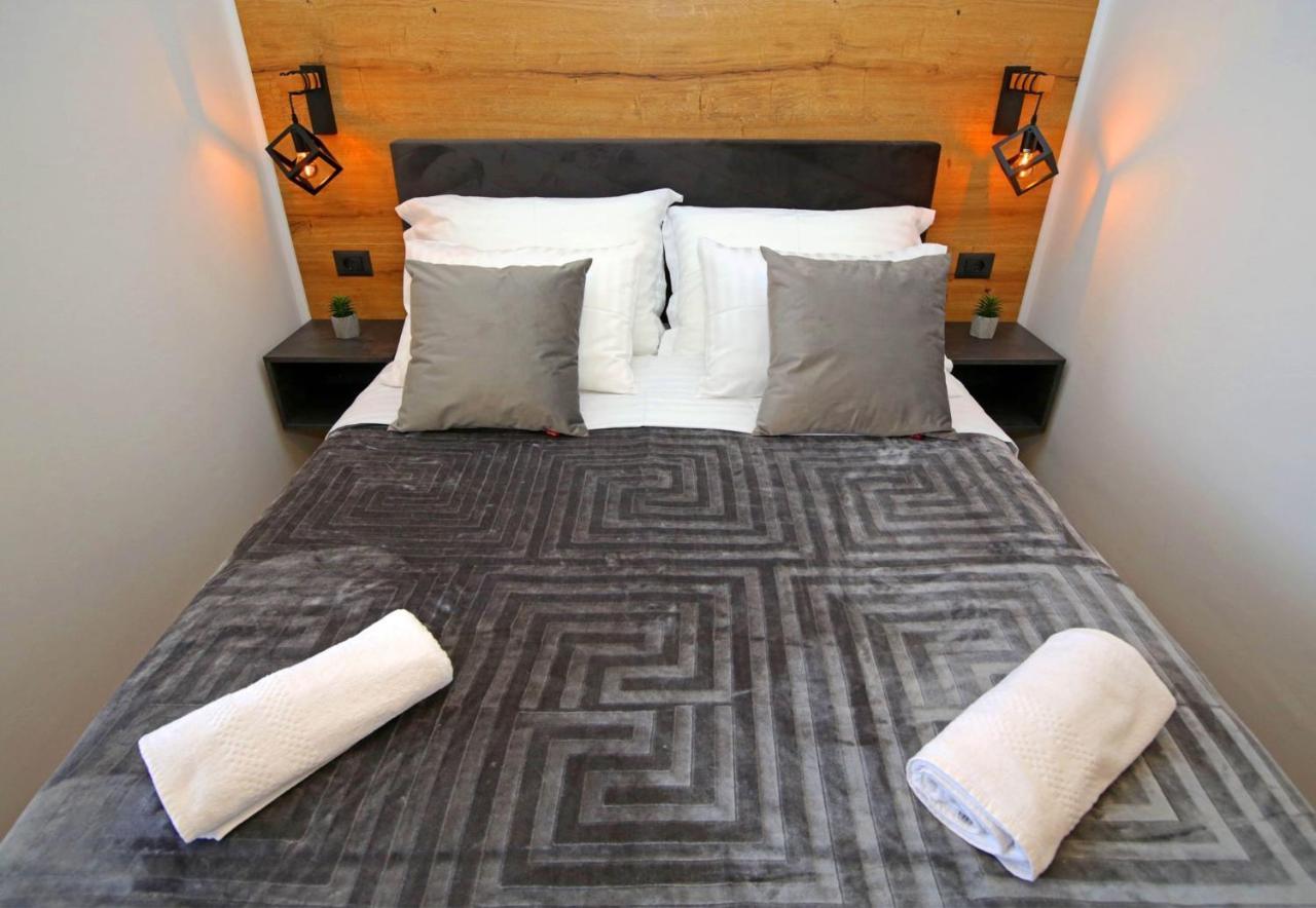 Apartmani Krka Rooms โลโซวาซ ภายนอก รูปภาพ