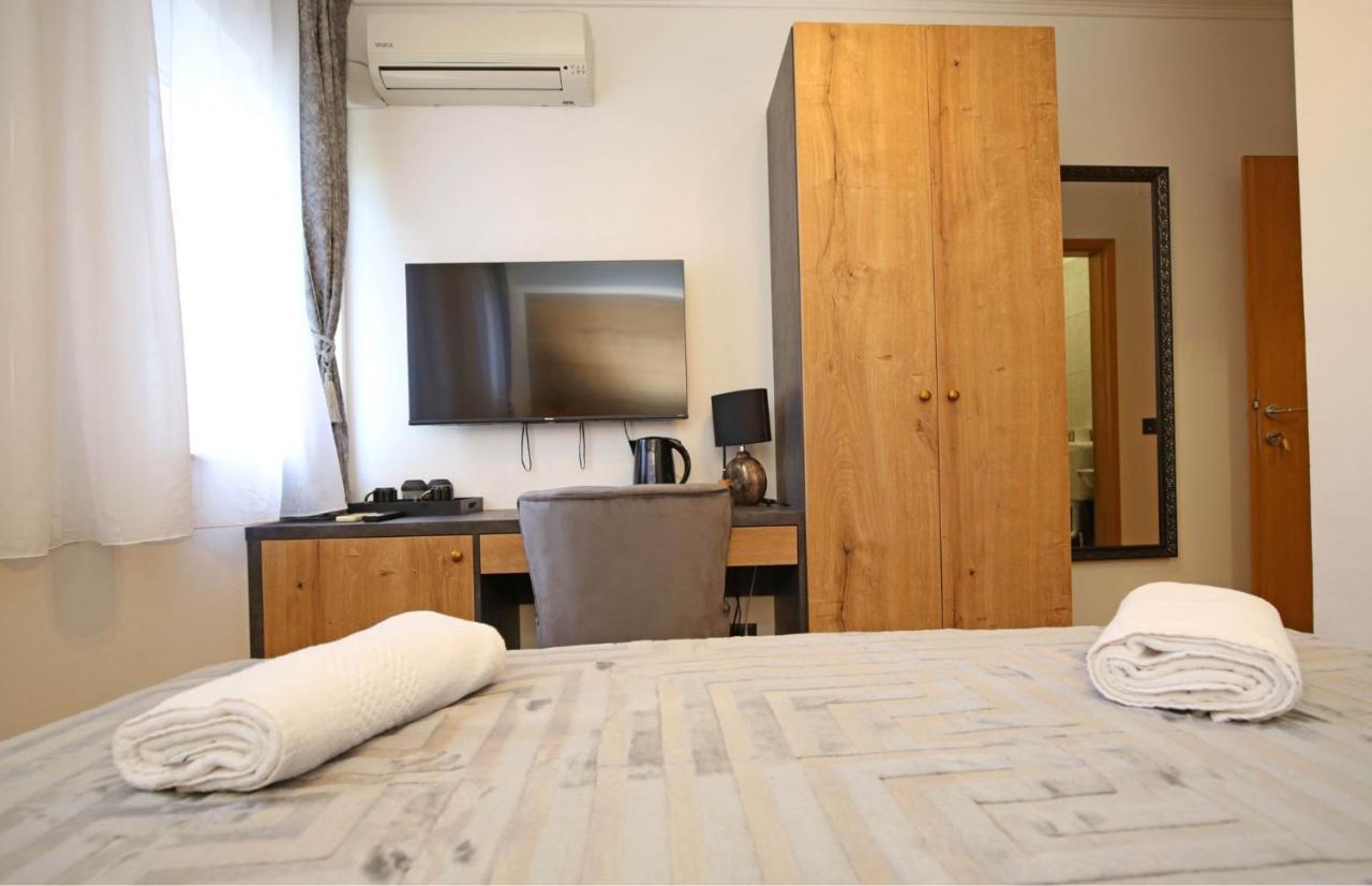 Apartmani Krka Rooms โลโซวาซ ภายนอก รูปภาพ