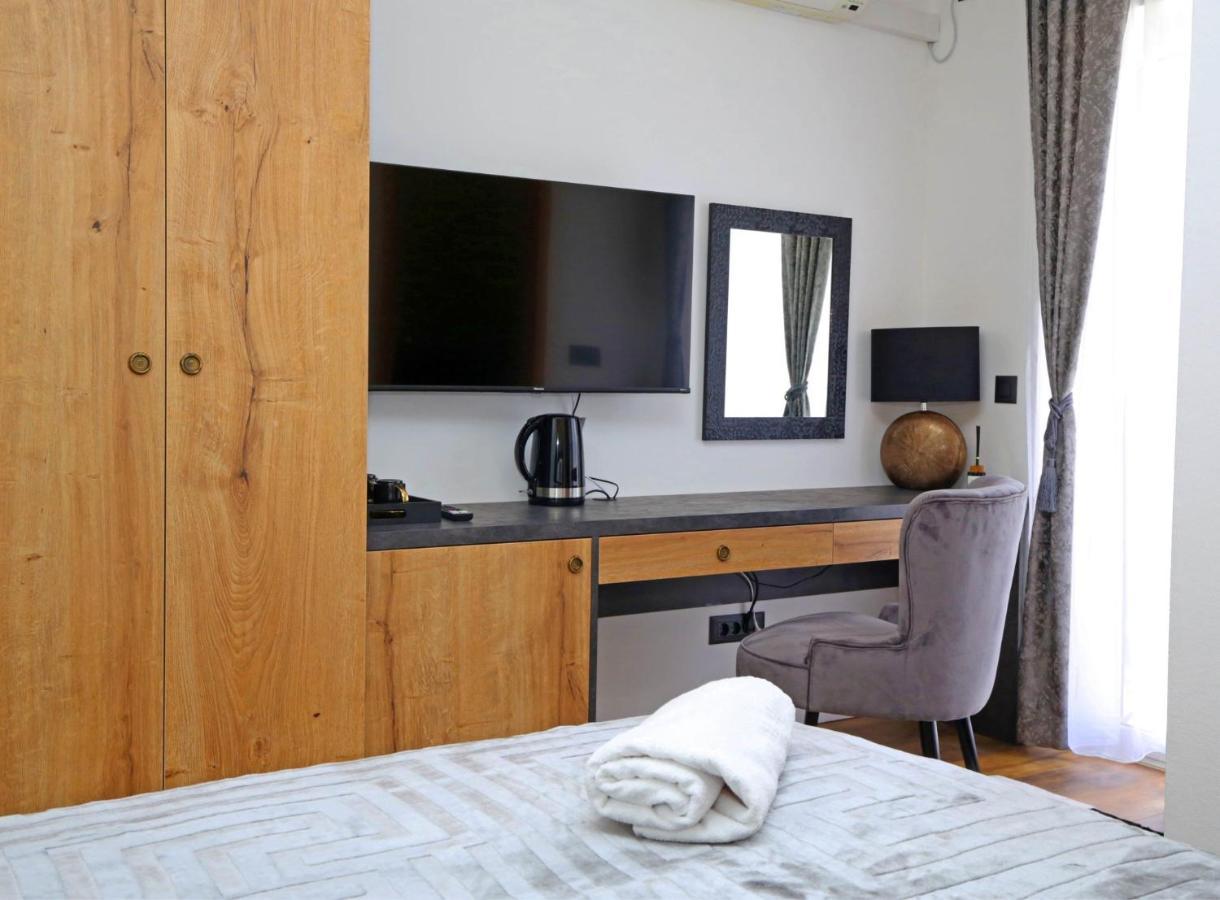 Apartmani Krka Rooms โลโซวาซ ภายนอก รูปภาพ