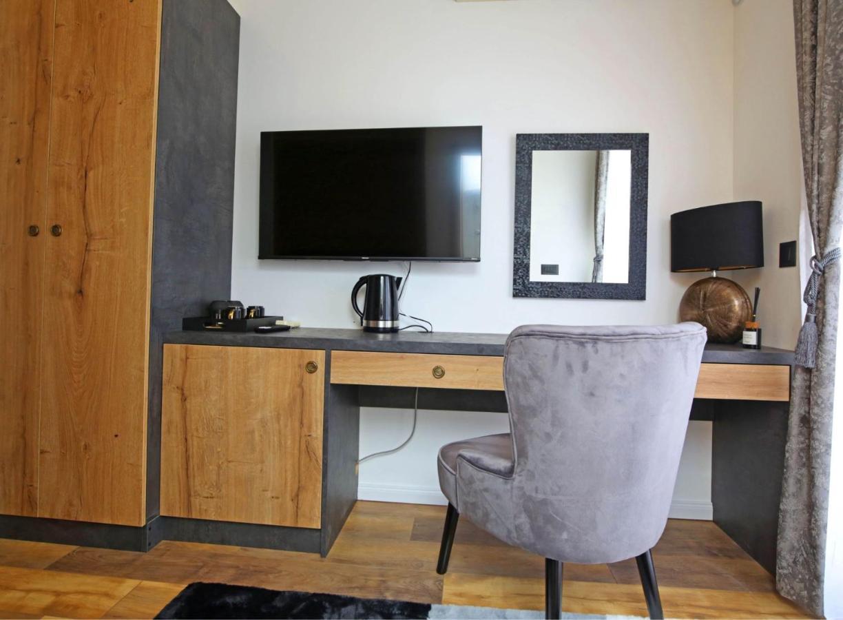 Apartmani Krka Rooms โลโซวาซ ภายนอก รูปภาพ