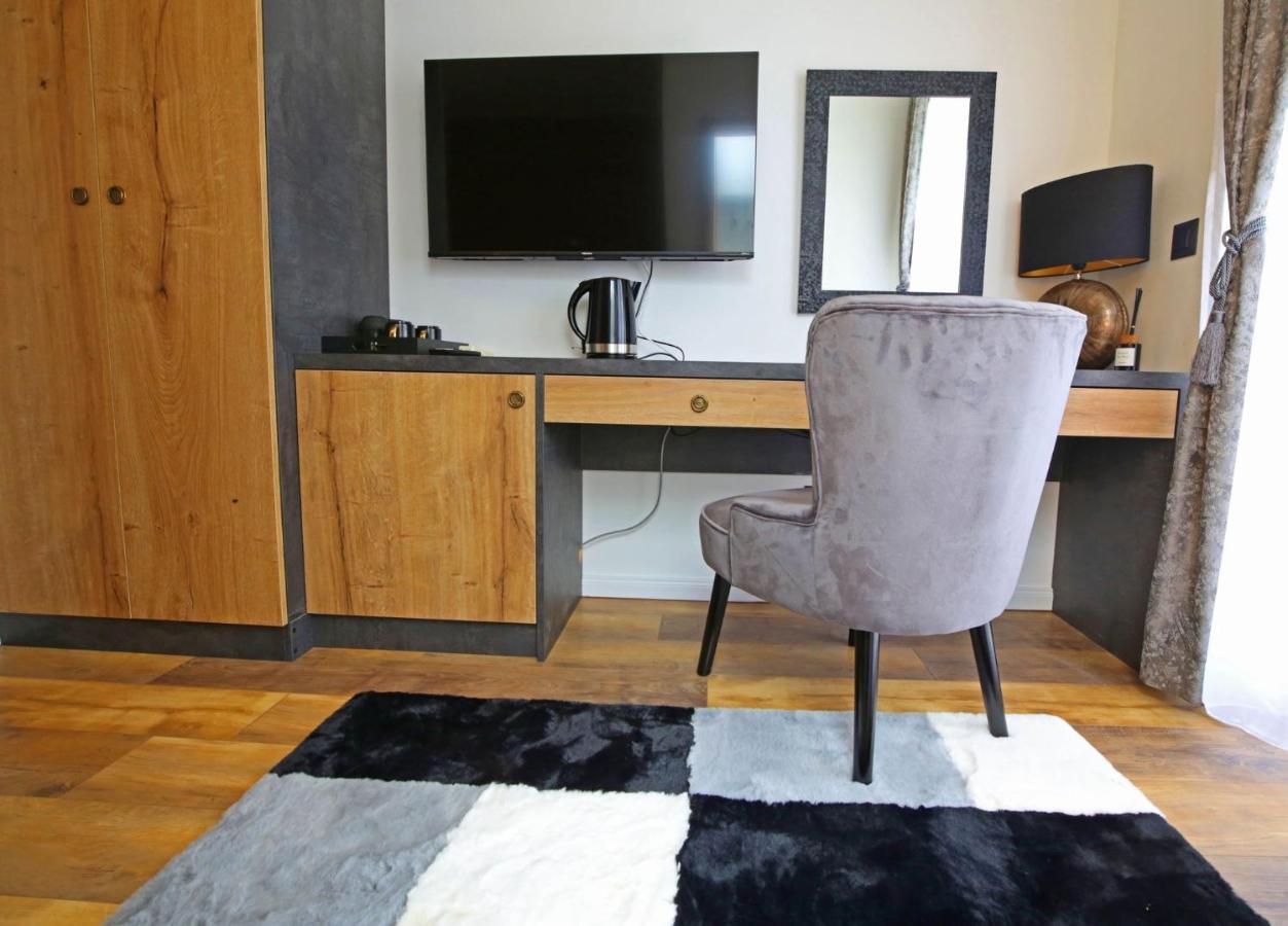 Apartmani Krka Rooms โลโซวาซ ภายนอก รูปภาพ