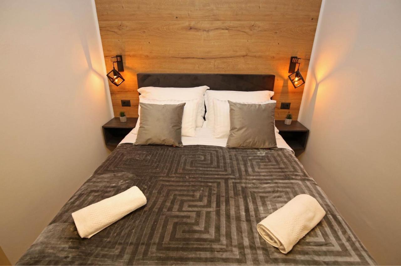 Apartmani Krka Rooms โลโซวาซ ภายนอก รูปภาพ