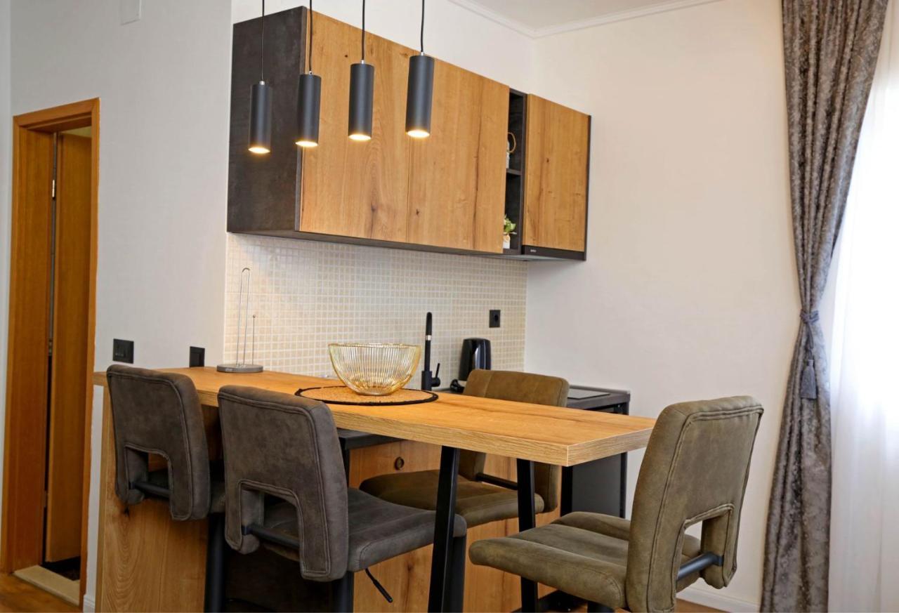 Apartmani Krka Rooms โลโซวาซ ภายนอก รูปภาพ