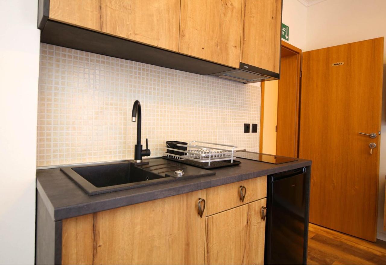 Apartmani Krka Rooms โลโซวาซ ภายนอก รูปภาพ